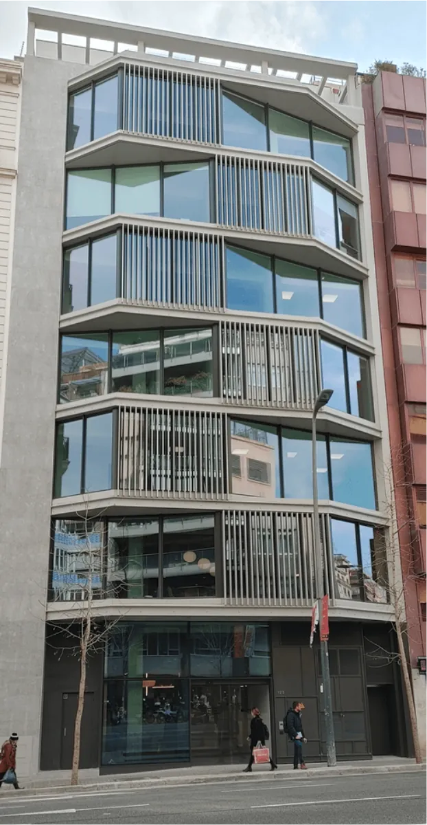 Academia de TLA en Barcelona, VÍa Augusta 123.